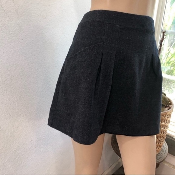 Theory Saldia Tern virgin wool short skirt gray size:12 - Picture 4 of 16